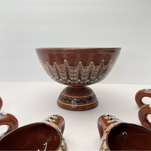 Bulgarian Pottery Pedestal Bowl & 6 Cups - Picture 11 of 13